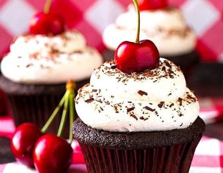 Marysweets Капкейк Чорний ліс з вишнею Калуш